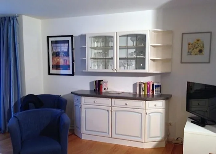 Semesterbostad Giebelhaus Dora *